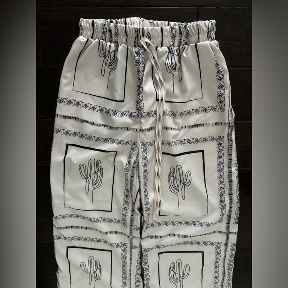 Viral 2 piece desert cactus set - Picture 7 of 13